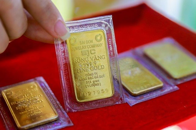 Giá vàng hôm nay (26/1): Nối dài đà tăng ấn tượng
