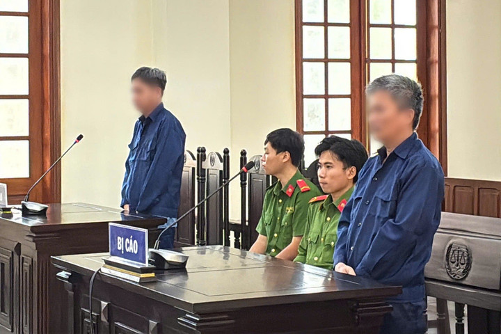 Che giấu vi phạm tại quán karaoke, hai cựu cán bộ lĩnh án
