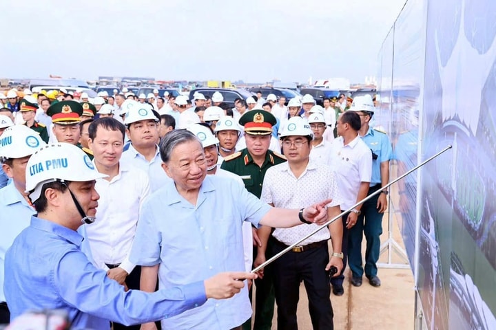 Quyết liệt đẩy tiến độ để Long Thành khai thác đồng bộ từ tháng 6/2026