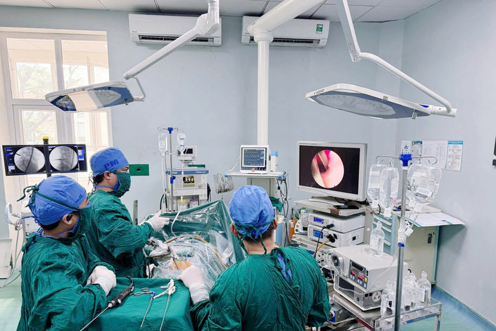 Thoát vị đĩa đệm tuổi thiếu niên - hồi chuông từ thực tế