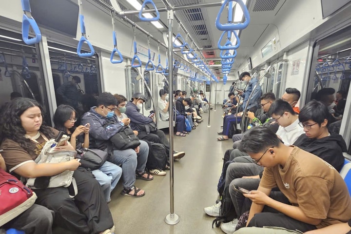 Metro TP.HCM tăng chuyến, miễn phí vé dịp Tết