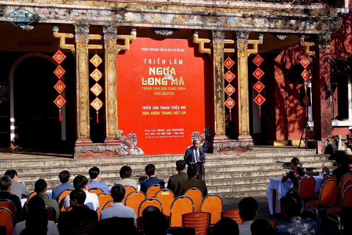 Ngựa và Long mã “thức giấc” giữa Hoàng thành Huế, mở màn chuỗi sự kiện văn hóa Xuân 2026