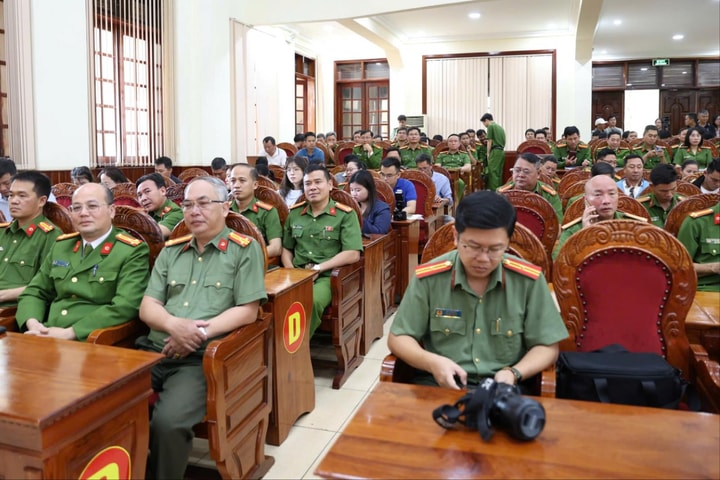 Công an tổ chức họp báo thông tin về vụ cướp ngân hàng tại Gia Lai