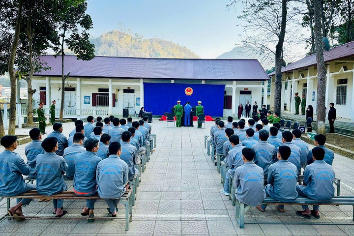 Đang điều trị cai nghiện, vẫn lén lút sử dụng ma túy