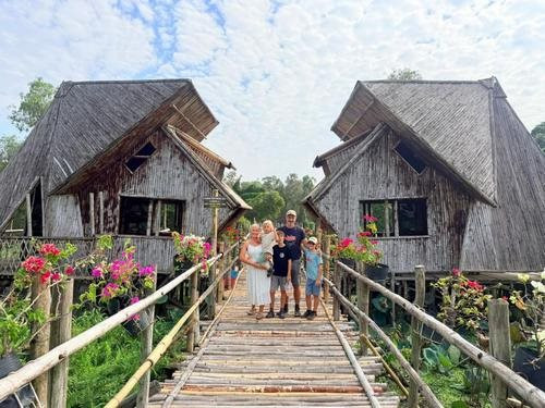 Du xuân Trà Sư - chạm vào mùa xanh nguyên bản