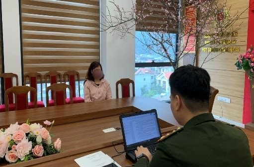 Cảnh giác bẫy đổi tiền lẻ trái phép trên mạng xã hội dịp Tết