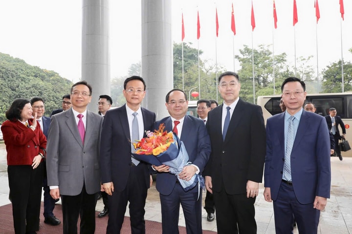 Đoàn đại biểu tỉnh Quảng Ninh công tác tại Quảng Tây (Trung Quốc)