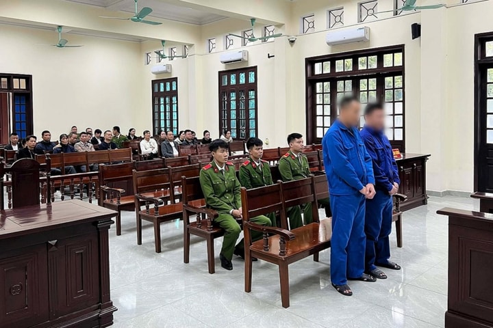 Cả kẻ bán, người mua cùng dắt nhau vào tù vì… pháo nổ
