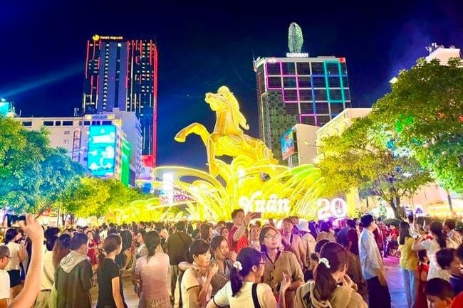 Cả nước đón 14 triệu lượt khách du lịch trong kỳ nghỉ Tết Nguyên đán