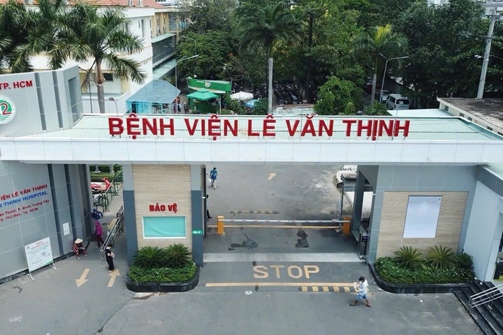 Cô gái tử vong khi truyền trắng da tại nhà