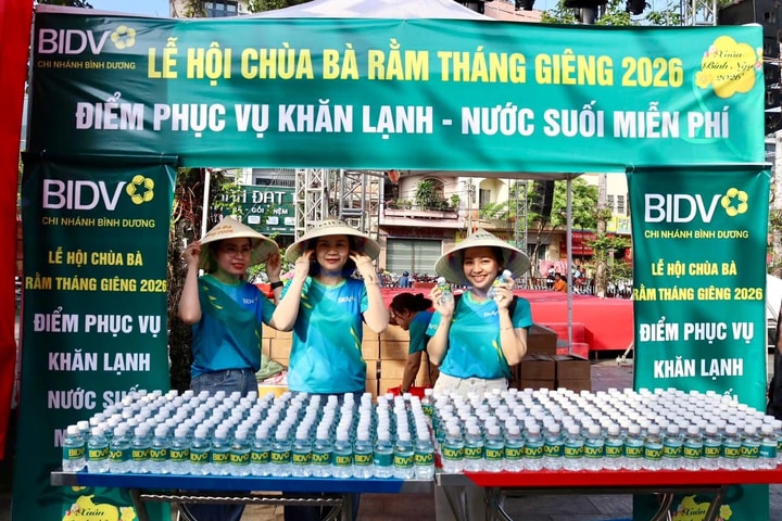 Chung tay lan tỏa hình ảnh “người dân đất Thủ nhân ái, nghĩa tình” mùa lễ hội
