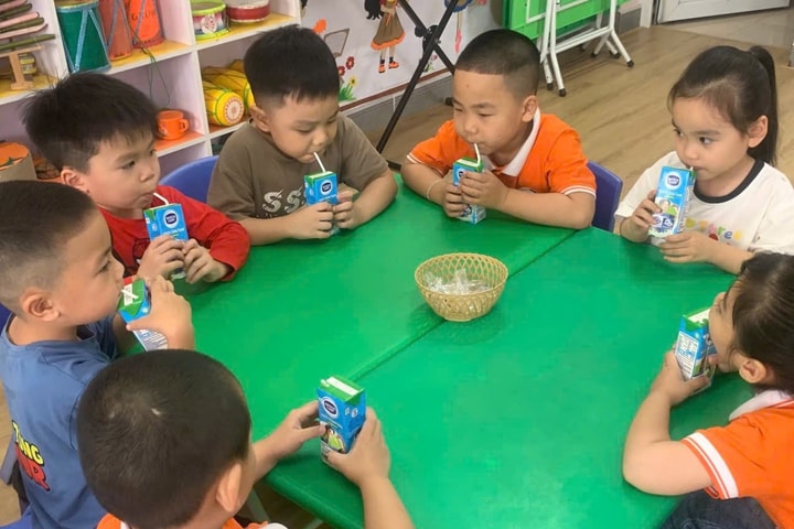 Quảng Ninh phấn đấu 100% trường học triển khai sữa học đường