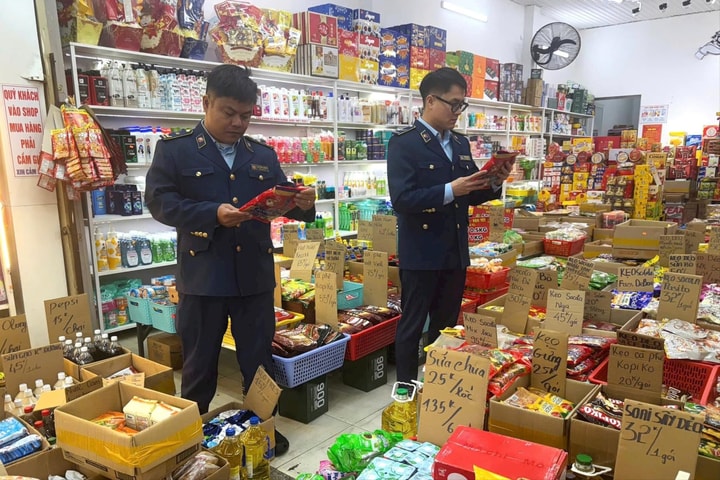 Đà Nẵng: Cao điểm Tết Bính Ngọ xử lý 1.239 vụ vi phạm thương mại