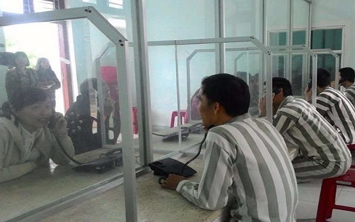 Phạm nhân có thể được gọi video miễn phí cho người thân mỗi tháng
