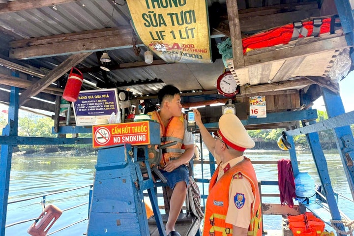 CSGT TP.HCM quyết tâm ngừa tai nạn giao thông đường thủy