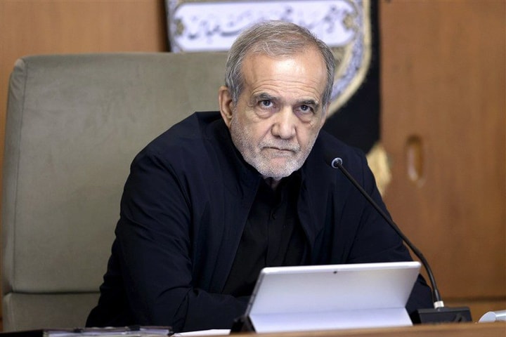 Tổng thống Iran: Không đầu hàng bằng bất cứ giá nào