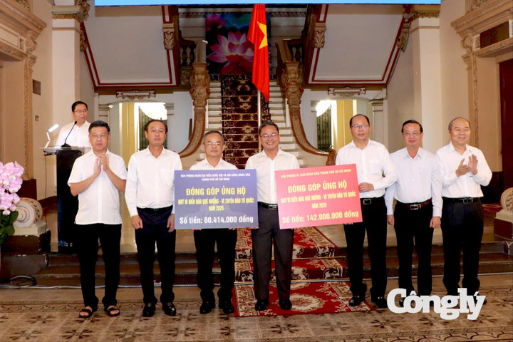 TP.HCM hướng về biển, đảo và tuyến đầu Tổ quốc