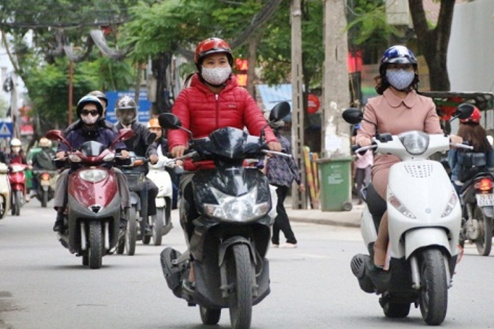 Bắc Bộ chuyển rét, Trung Bộ mưa dông