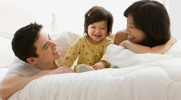 Đề xuất cấm người đang hưởng án treo nhận con nuôi
