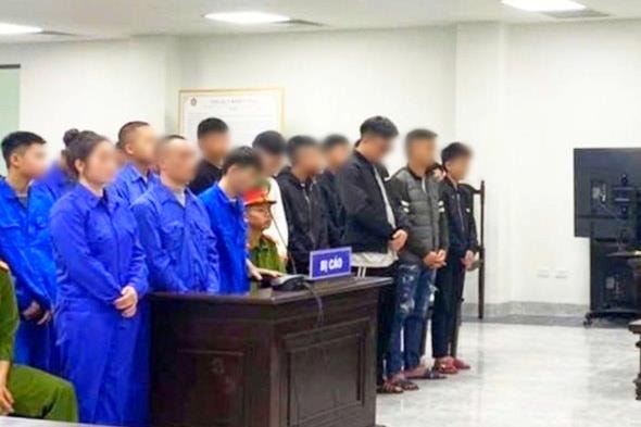 Hỗn chiến trong đêm, nhóm bị cáo lĩnh gần 50 năm tù