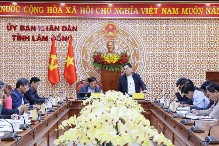 Tháo gỡ khó khăn cho 14 dự án điện gió, điện mặt trời tại Lâm Đồng