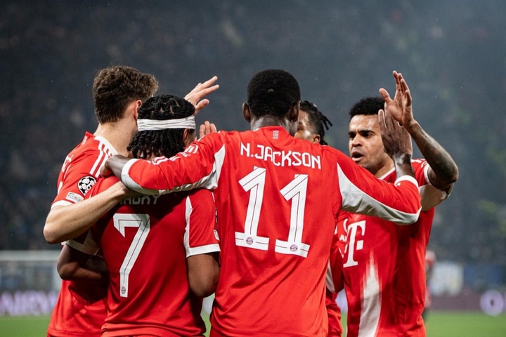 Bayern Munich đại thắng Atalanta 6-1, đặt một chân vào tứ kết Champions League