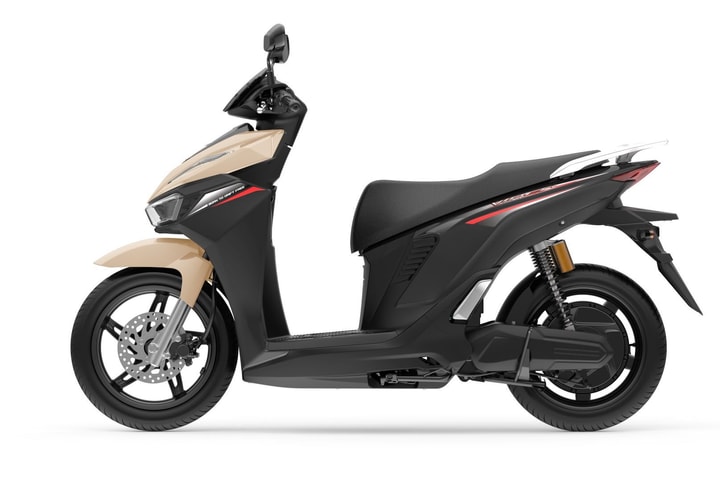 VinFast Viper với ưu đãi kịch trần, chủ xe xăng chuyển đổi được tặng thêm quà lớn