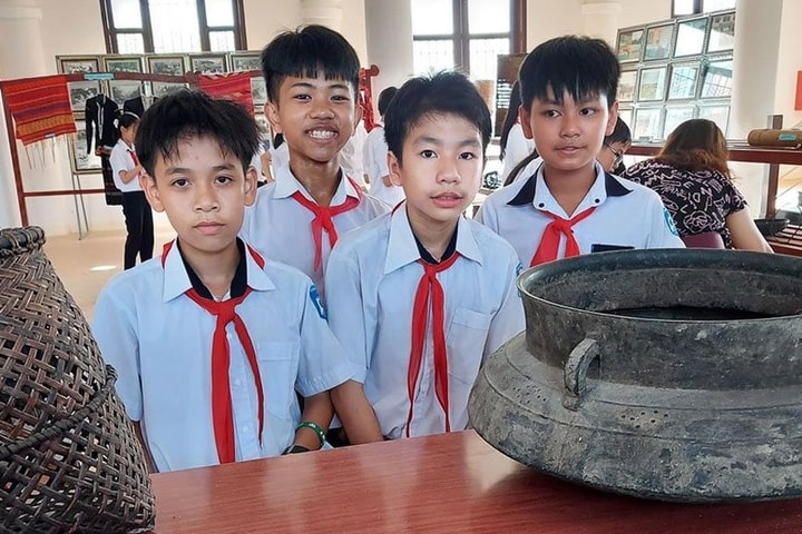 Khánh Hòa : Tuyển khoảng 85% học sinh tốt nghiệp THCS vào lớp 10