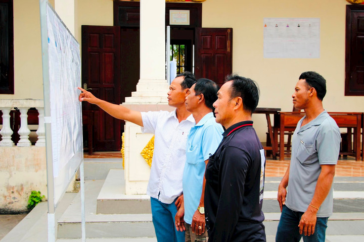 Đồng bào Khmer phấn khởi hướng về ngày bầu cử