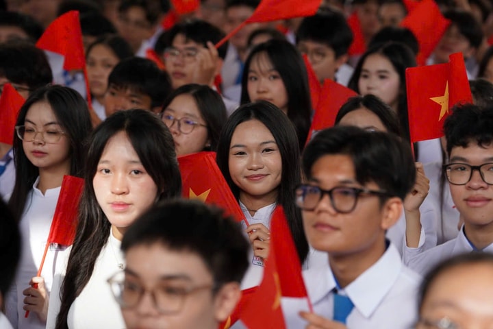 TPHCM tuyển sinh lớp 1 và lớp 6 linh hoạt, thi lớp 10 vào đầu tháng 6