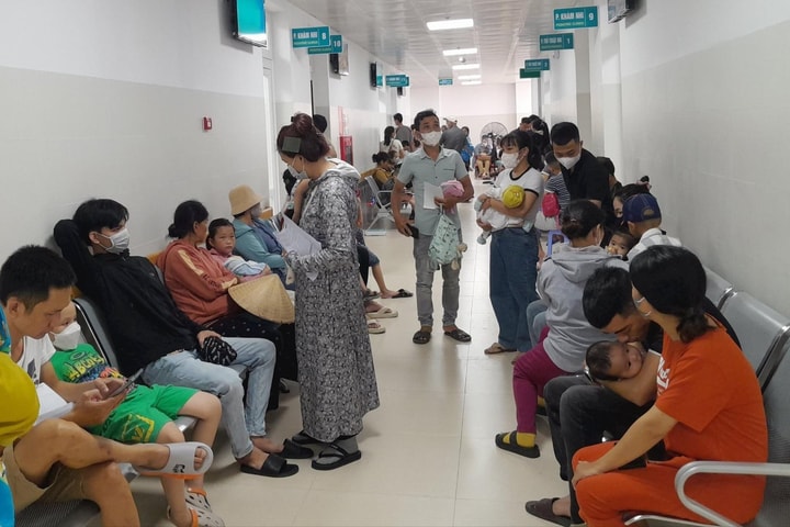 Đà Nẵng yêu cầu nâng cao chất lượng khám, chữa bệnh, giảm thời gian chờ