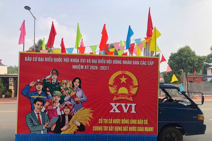 Xe hoa, dân vũ, mạn đàm… Chánh Hiệp rộn ràng hướng về ngày bầu cử