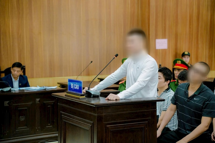 Xét xử Thu “vệ sĩ” cùng đồng phạm trong đường dây ma túy, hàng cấm