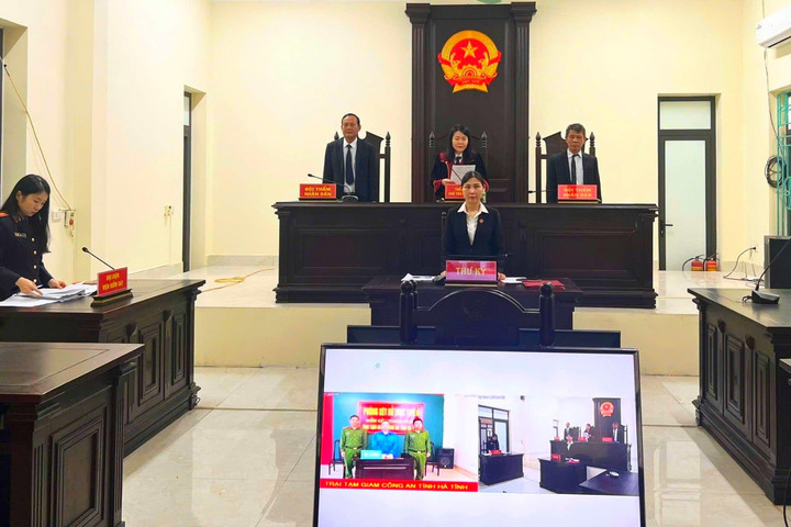 Vàng trên tay và phép thử nhân tâm