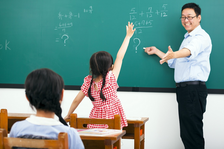 Rời bục giảng rồi, viên chức có thể quay lại làm giáo viên không?
