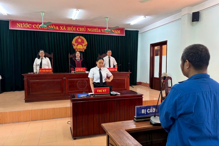 Mâu thuẫn khi chơi bi da, người đàn ông dùng dao chém bạn