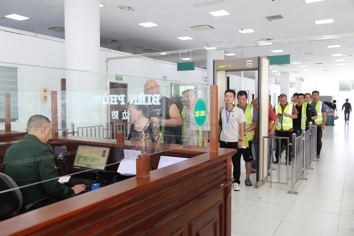 Điều chỉnh phân luồng xuất nhập cảnh tại Móng Cái từ 23/3