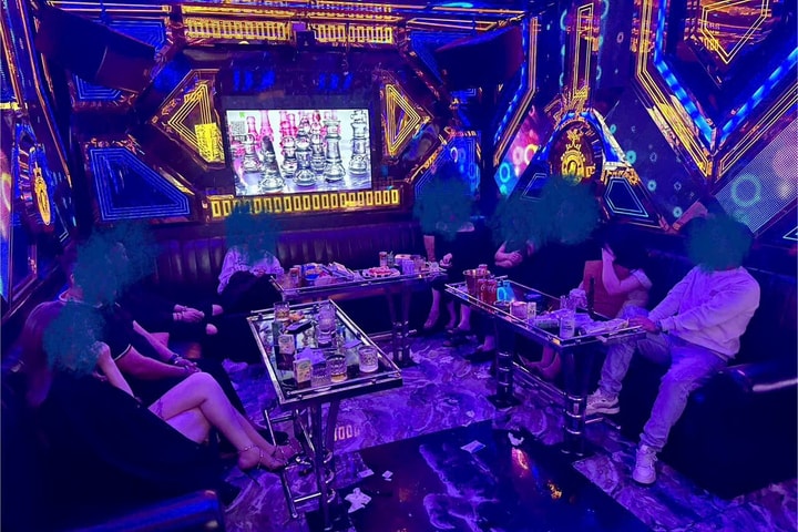 Đột kích quán karaoke, phát hiện nhóm đối tượng sử dụng ma túy