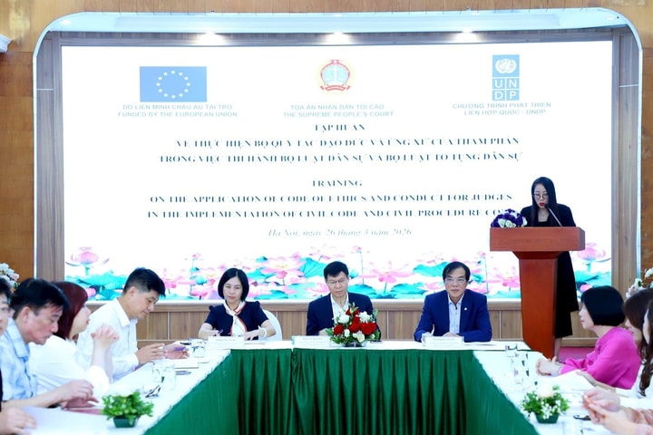 Tập huấn thực hiện Bộ quy tắc đạo đức và ứng xử của Thẩm phán