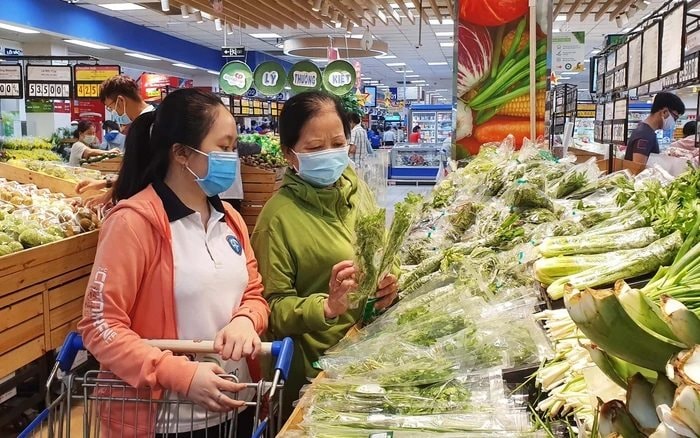 Người dân thắt chặt chi tiêu, ưu tiên nhu cầu thiết yếu