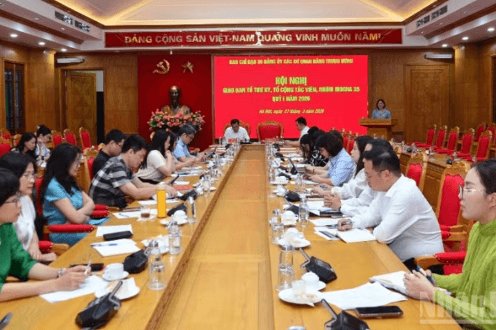Nâng cao trách nhiệm, triển khai đồng bộ công tác bảo vệ nền tảng tư tưởng của Đảng