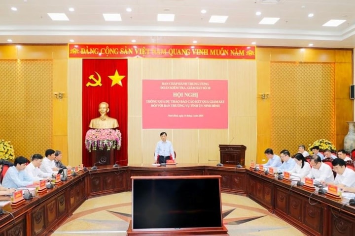 Thông qua dự thảo báo cáo kết quả giám sát đợt 1 đối với Ban Thường vụ Tỉnh ủy Ninh Bình