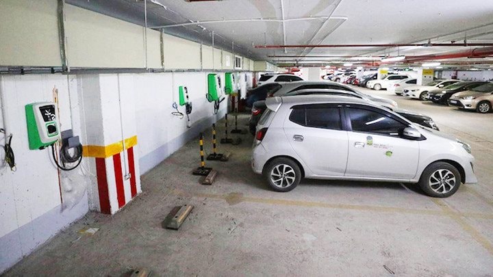 Thúc đẩy phát triển trạm sạc xe điện tại đô thị, chung cư