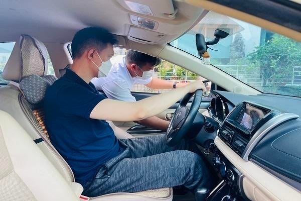 Từ 1/7, giáo viên dạy lái xe phải qua kiểm tra mới được cấp chứng nhận