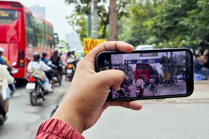 Cách thức báo vi phạm giao thông qua ứng dụng VNeID?