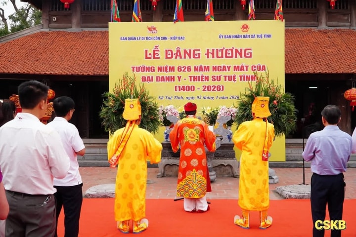 Khai hội đền Xưa, tưởng niệm ngày mất Đại danh y, Thiền sư Tuệ Tĩnh