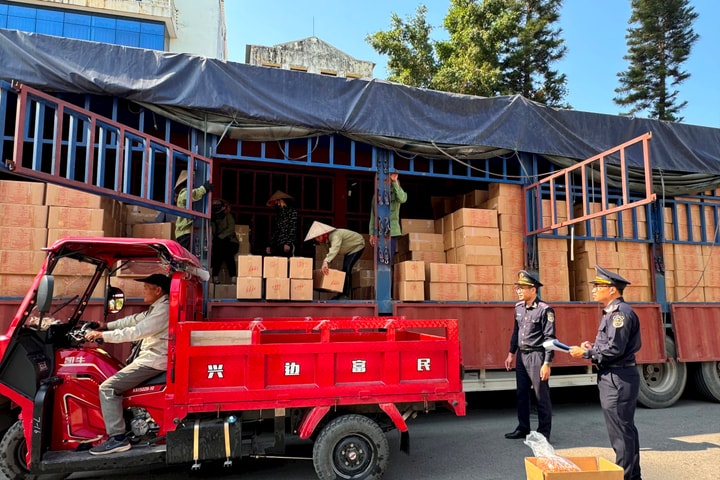 Xuất nhập khẩu qua cửa khẩu Hoành Mô tăng hơn 61%