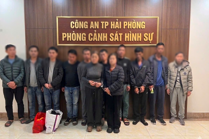 Bắt nhóm đối tượng chế tạo, mua bán, tàng trữ vũ khí quân dụng quy mô lớn