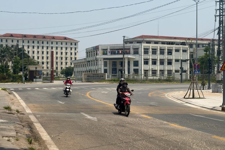 Nắng nóng cực đoan, Huế nâng cảnh báo rủi ro lên cấp 2