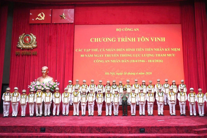 Bộ Công an tôn vinh 80 điển hình tiên tiến lực lượng Tham mưu Công an nhân dân